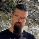 Viktor P.